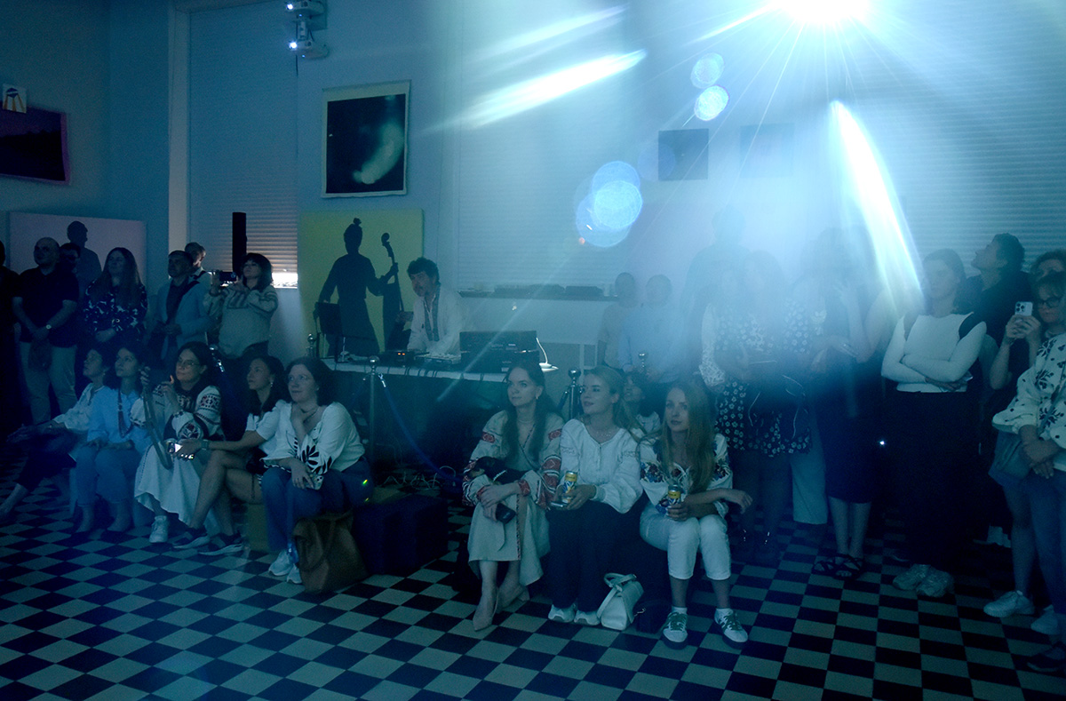 Виставка Disco Art у NAMU - Національний художній музей презентував синергію живопису та звуку - фото 24