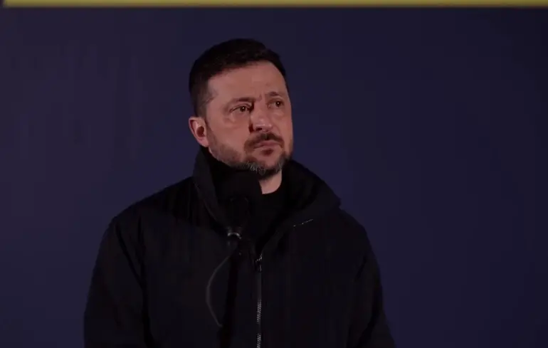 Зеленський висловив свою реакцію на угоди щодо режиму тиші, запланованого на період з 9 по 11 травня. 1