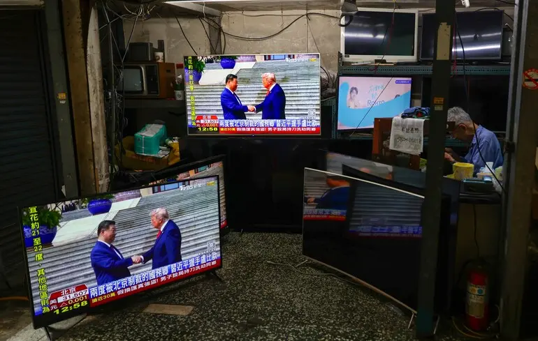 Зустріч між Дональдом Трампом та Сі Цзіньпіном завершилася суперечкою, що виникла внаслідок обговорення ситуації навколо Японії. 1