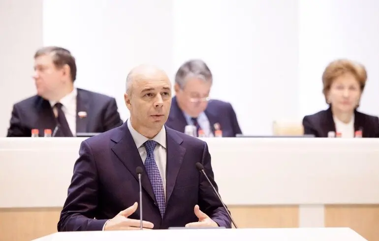 Нафта більше не є порятунком – в Росії посилюється бюджетна криза. 1