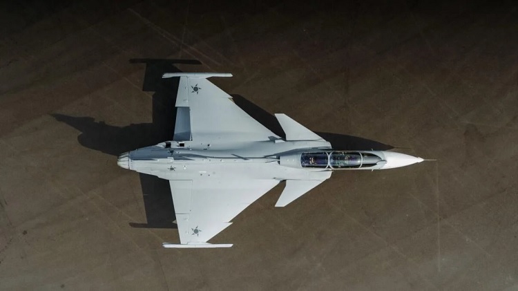 Компанія Saab представила новий винищувач п'ятого покоління Gripen NG. 2