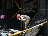 У Нью-Делі сталася пожежа, внаслідок якої загинуло щонайменше 21 особа в палаючому готелі. 4