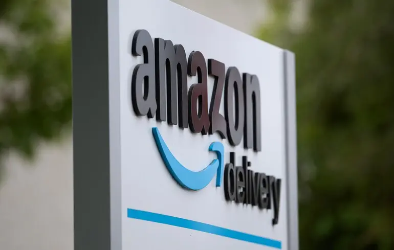 Amazon презентувала штучного інтелектуального робота — компанія нарощує інвестиції в автоматизацію логістичних процесів. 1