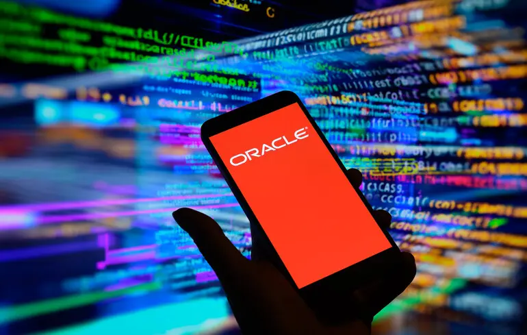Хакерські атаки вразили більше ста підприємств - компанія Oracle повідомила про серйозну уразливість у системі PeopleSoft. 1