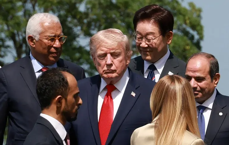 Мелоні рішуче відреагувала на слова Трампа, зазначивши, що поради, які вона надала президентові, є важливими. Мелоні рішуче відреагувала на слова Трампа, зазначивши, що поради, які вона надала президентові, є важливими. 1