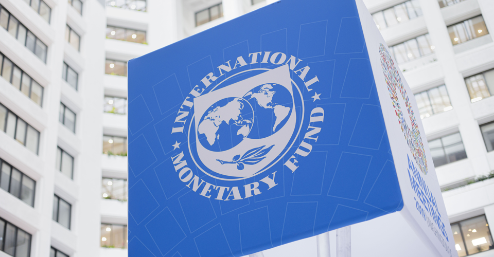 Міжнародний валютний фонд та Україна досягли угоди щодо надання траншу в розмірі 700 мільйонів доларів, незважаючи на невиконання умов реформи. 1