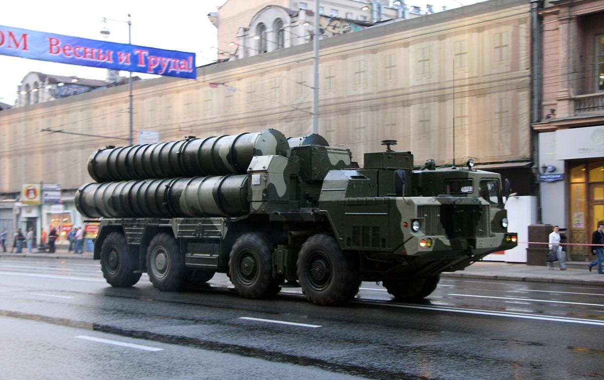 У Росії спостерігається значний брак основних систем протиповітряної оборони внаслідок атак з боку України, повідомляє CBS News. 1 У Росії гострий дефіцит ключових систем ППО через українські удари, - CBS News