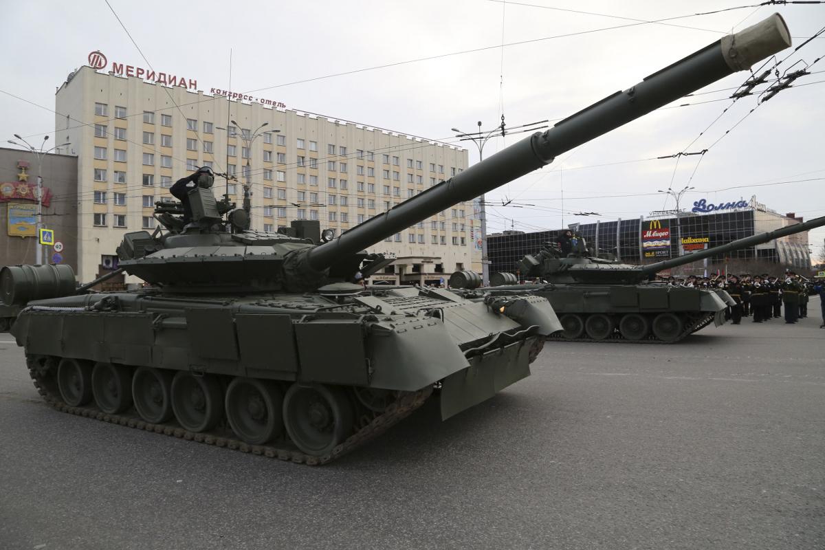 У Росії вичерпується запас танків Т-80: чи відновиться виробництво