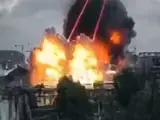 Удар безпілотників по Москві викликав бурхливу реакцію в соціальних мережах, де з'явилося безліч мемів у зв'язку з новим нападом на нафтопереробний завод - фото. 15