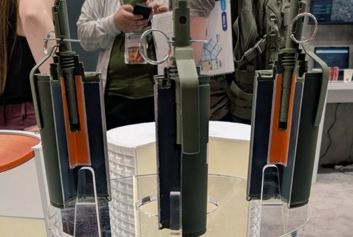 «Укроборонпром» представил термобарические гранаты РГТ-45/45А «Укроборонпром» презентував термобаричні гранати РГТ-45/45А. 1