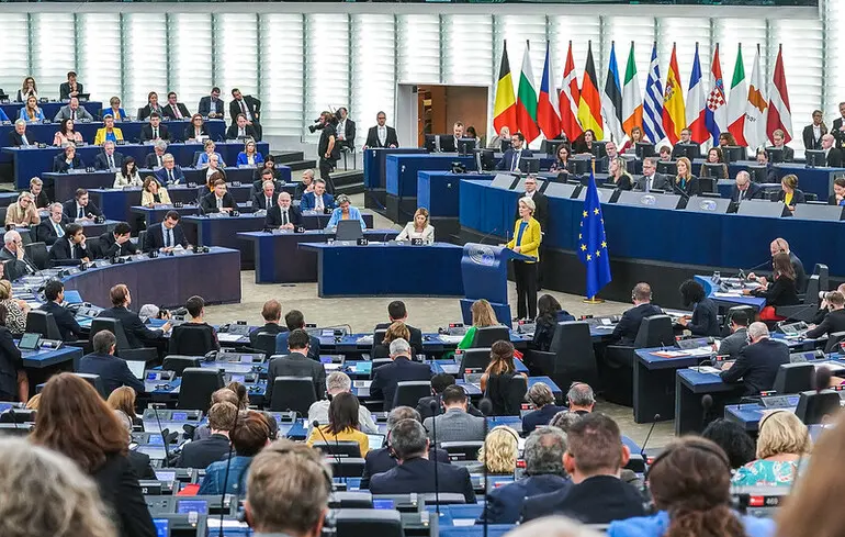 Європейський парламент ухвалив угоду про торгівлю зі Сполученими Штатами - Європа висунула вимоги щодо сталі. 1