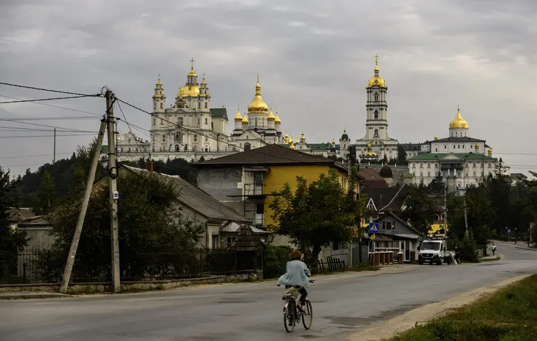 Зв'язки Почаївської лаври з УПЦ – у Державній службі України з етнополітики та свободи совісті анонсували проведення перевірки. 1